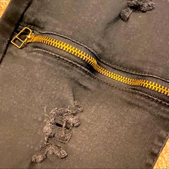 Men’s Qazel Vorrlon Ripped Black Skinny Jeans - Picture 8 of 8